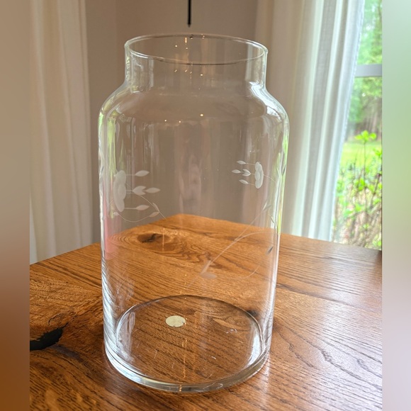 Princess House Other - Princess House Clear Etched Glass large Heritage Decorative jar without lid!